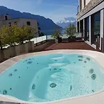 View And - Swiss
