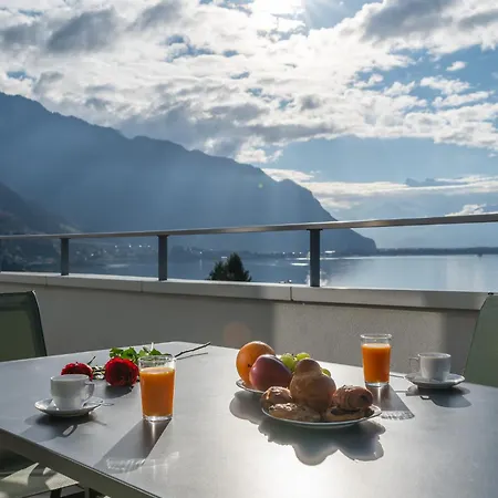 View And - Swiss Apartment Montreux