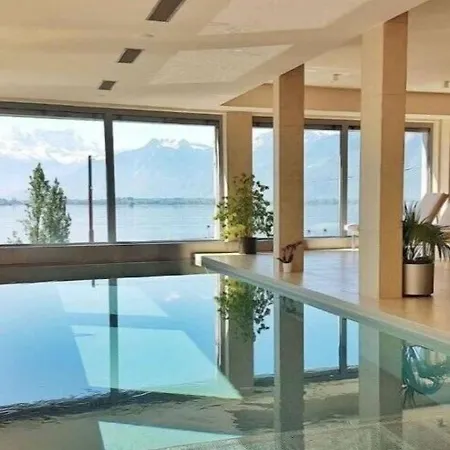 View And - Swiss モントルー