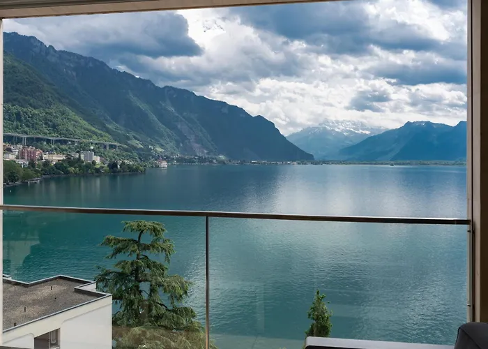 View And - Swiss شقة مونترو