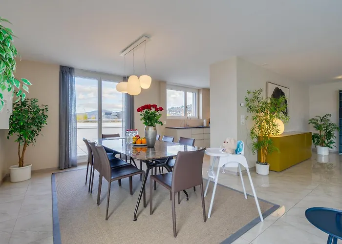 View And - Swiss * 몽트뢰