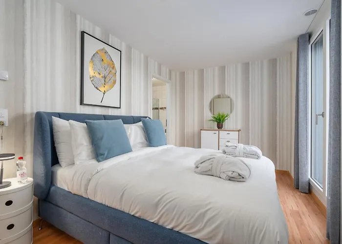 View And - Swiss * 몽트뢰