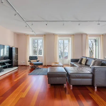 View And - Swiss Apartamento *