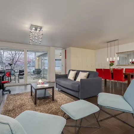 View And - Swiss Appartement *